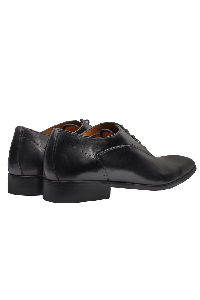 BLACK - CALF LEATHER CLASSIC SEMI BROGUES