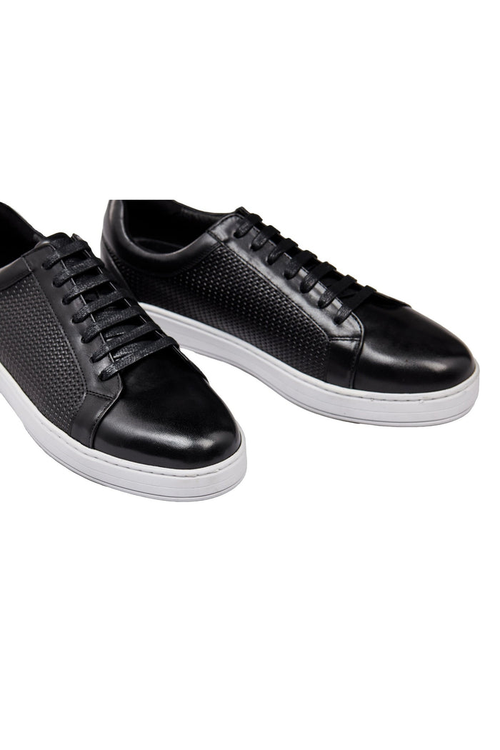 BLACK LEATHER SNEAKERS