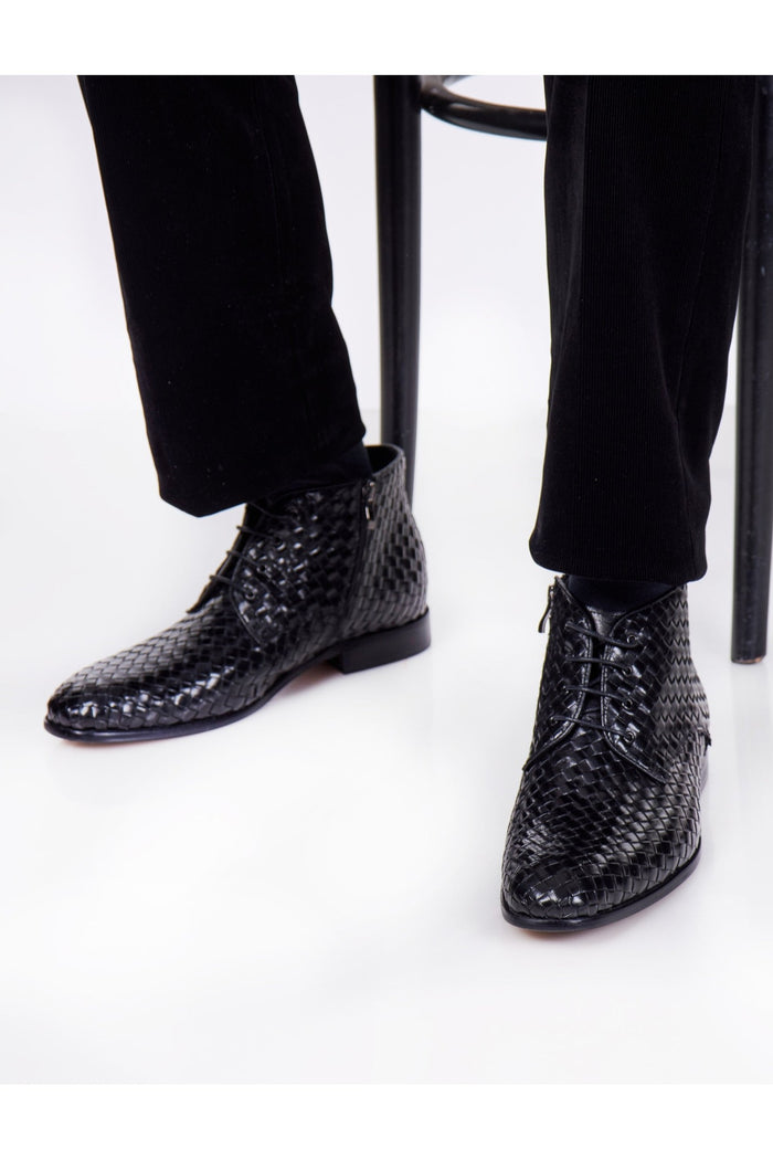 BLACK LEATHER WOVEN BOOTS