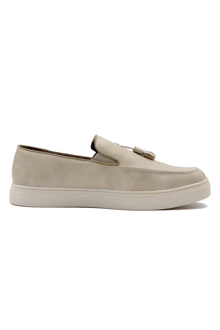 CASUAL FAUX LEATHER SNEAKERS WITH TASSELS