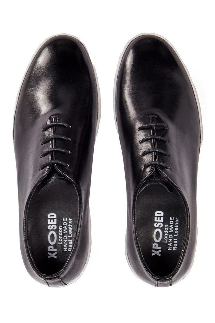 CASUAL LEATHER SNEAKERS IN BLACK