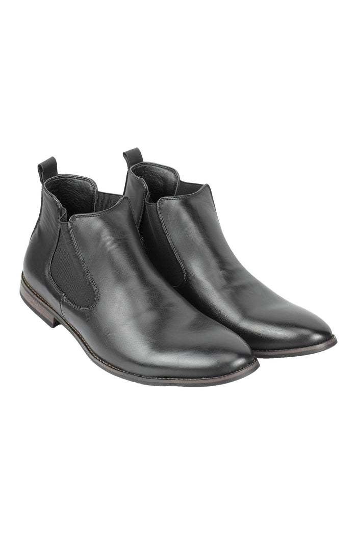 FAUX LEATHER CHELSEA BOOTS IN BLACK