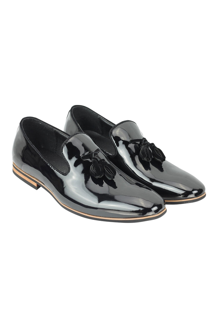 FAUX LEATHER SHINY SLIP ON BLACK SHOES