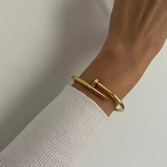 Stainless nail bracelet