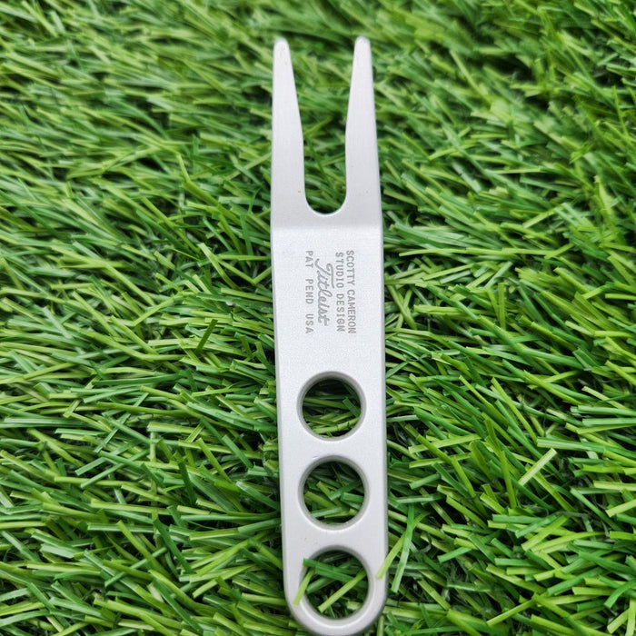 TITLEIST SCOTTY CAMERON DIVOT TOOL VERYGOOD