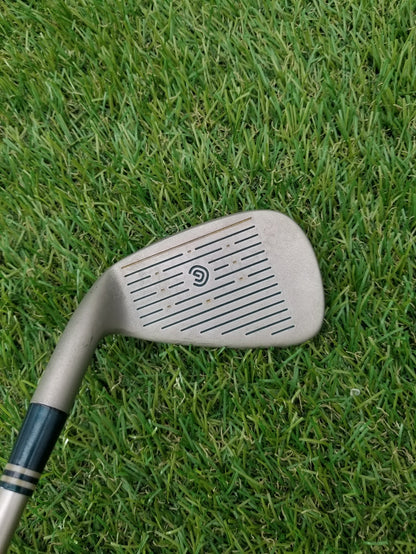 1999 CLEVELAND LADIES EMERALD 8 IRON LADIES INCREASED DISTANCE 36" VERYGOOD