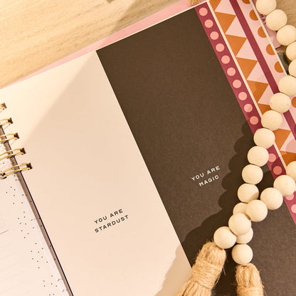 2026–2027 Horizon Lines Customizable Spiral Planner - Big Dashboard Layout - 12 Months
