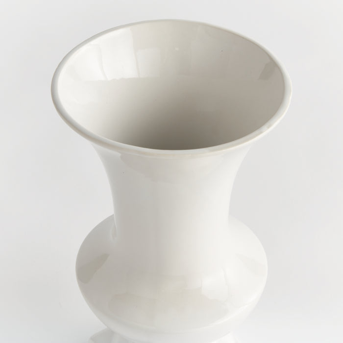 ANTOINETTE FOOTED VASE MEDIUM