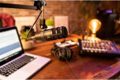 Audio - Technica AT2040 Hypercardioid Dynamic Podcast Microphone - electronicsexpo.com - Microphones