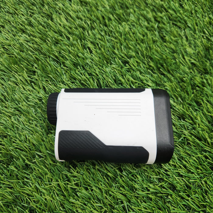AZZWNGY GOLF RANGEFINDER WITH SLOPE VERYGOOD