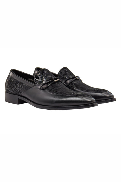 BLACK LEATHER PRINTED LOAFERS
