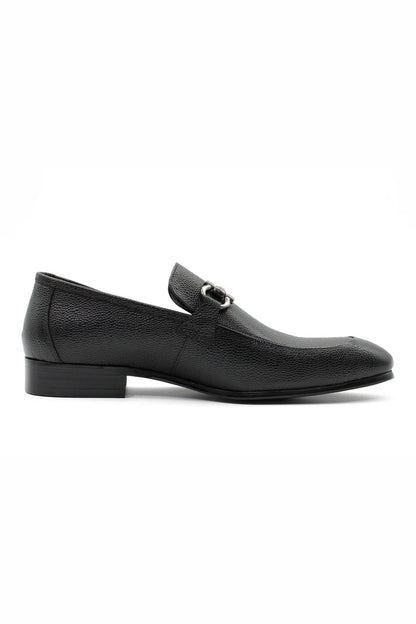 BLACK LEATHER SNAFLE BIT BUCKLE LOAFERS