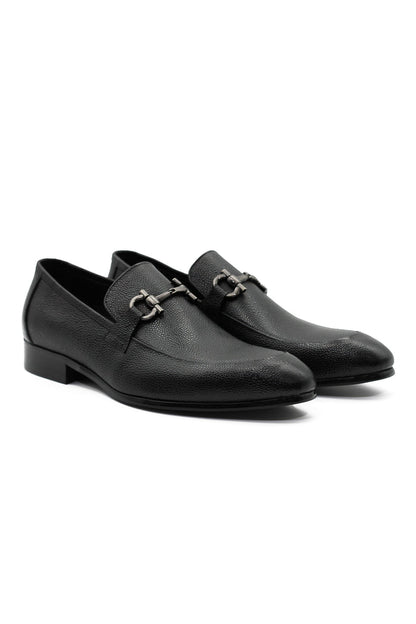 BLACK LEATHER SNAFLE BIT BUCKLE LOAFERS