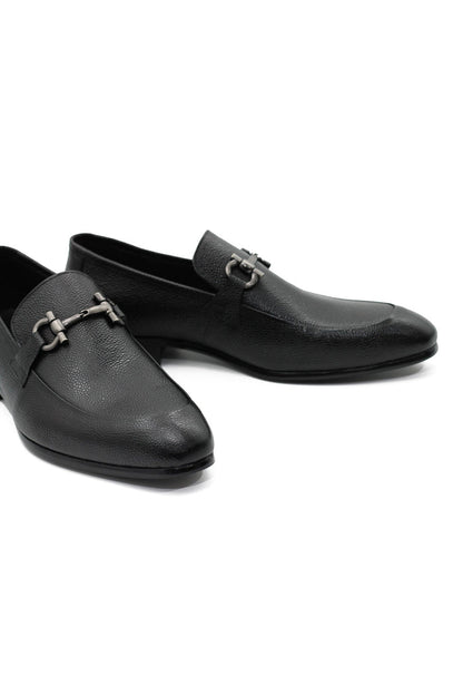 BLACK LEATHER SNAFLE BIT BUCKLE LOAFERS