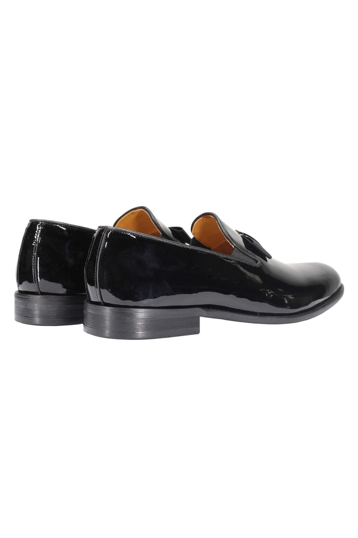 BLACK PATENT LEATHER LOAFERS WITH BOW