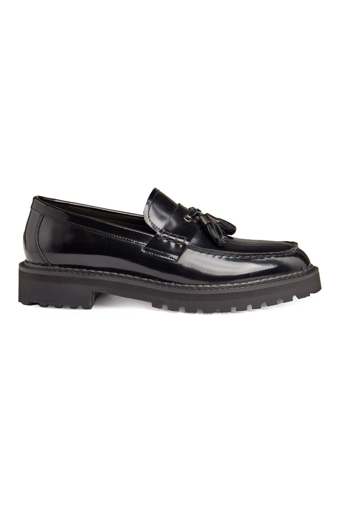 BLACK PATENT LEATHER TASSEL LOAFERS
