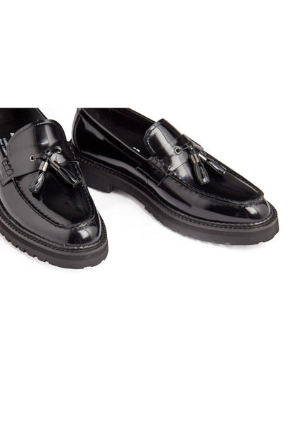BLACK PATENT LEATHER TASSEL LOAFERS
