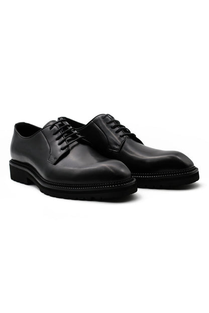 BLACK POLISHED LEATHER DERBY SHOES – CHISEL TOE – LUG SOLE