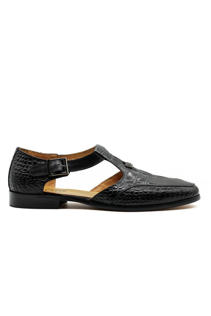 Black Printed Leather T-Strap Sandals – Closed Toe