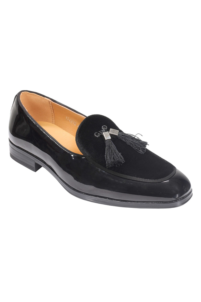 BLACK SHINY FAUX LEATHER TASSEL LOAFERS