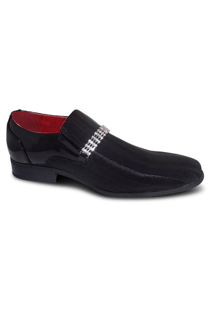 BLACK TEXTURED LOAFERS WITH DIAMOND STRAP