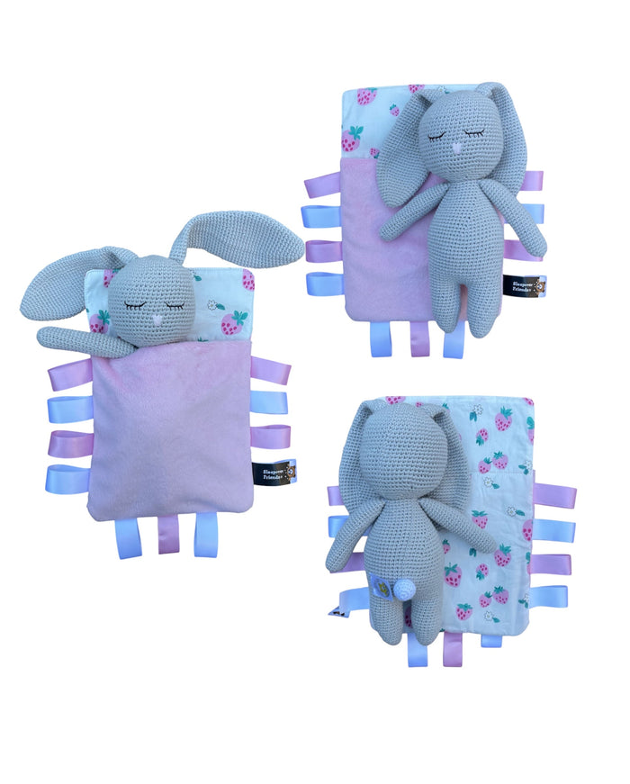 Wild strawberries sleeping bag (with sensory ribbons)
