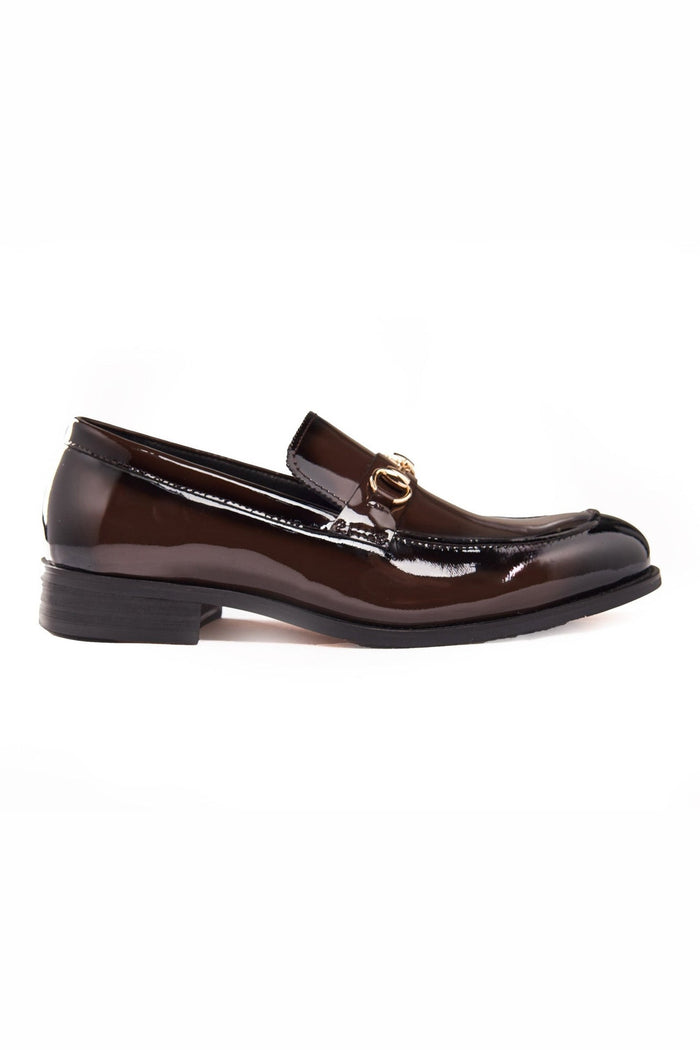 BROWN PATENT LEATHER GOLD BUCKLE LOAFERS