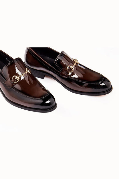 BROWN PATENT LEATHER GOLD BUCKLE LOAFERS
