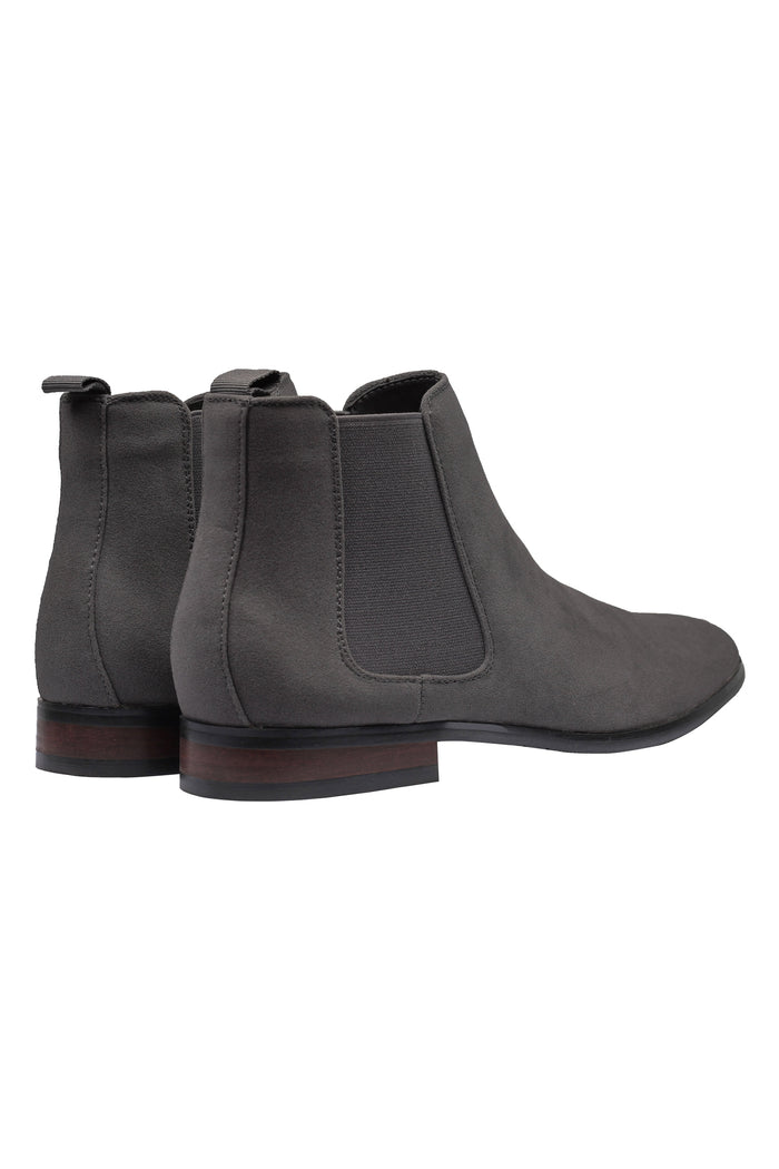 CHELSEA BOOTS IN SUEDE