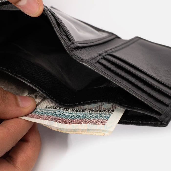 Classic Trifold wallet | Full Black Saffiano