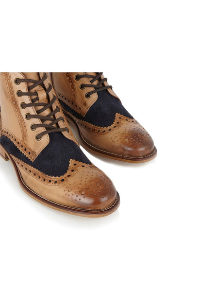 DERBY BROGUE BOOTS IN TAN NAVY SUEDE