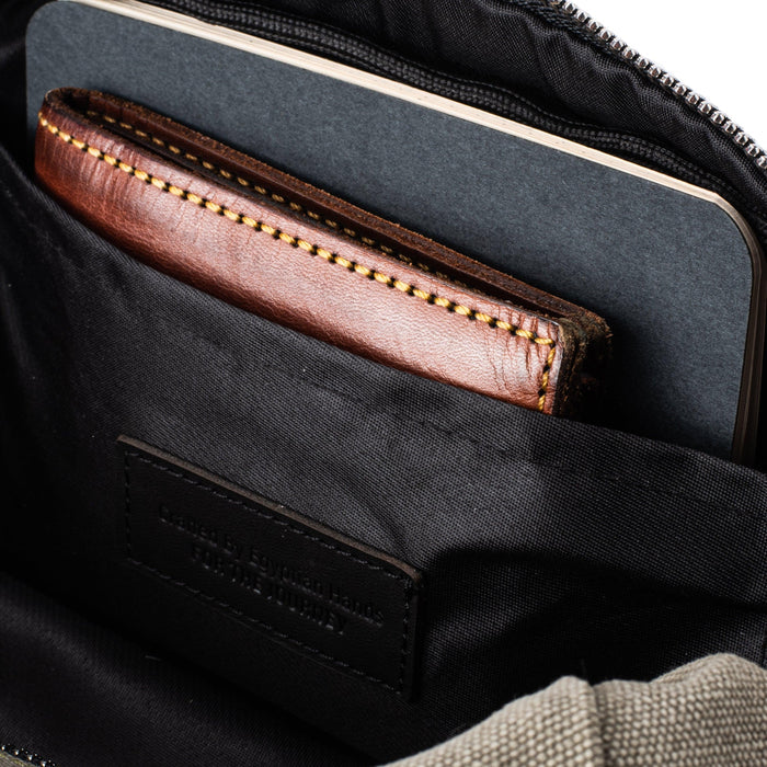 Dopp Kit Leather & Canvas lightweight handbag | Olive Grey & Black - Spiš.