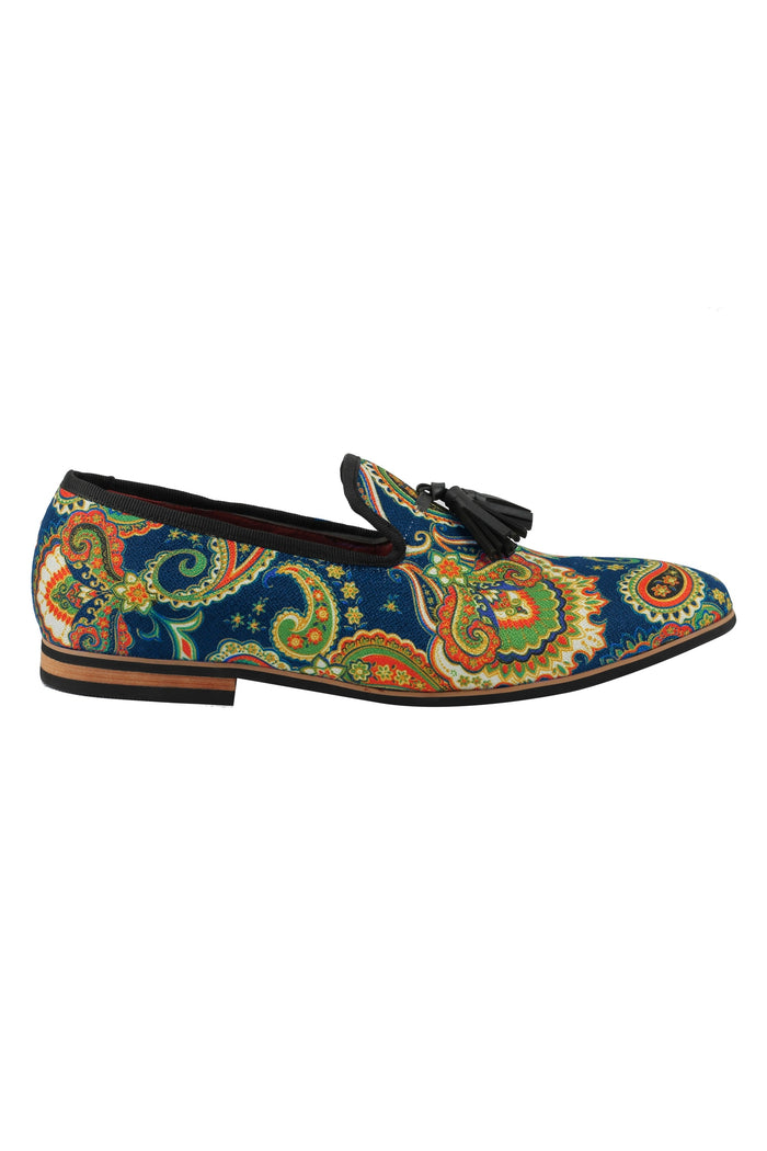 FAUX LEATHER PAISLEY PRINT TASSEL LOAFER IN BLUE