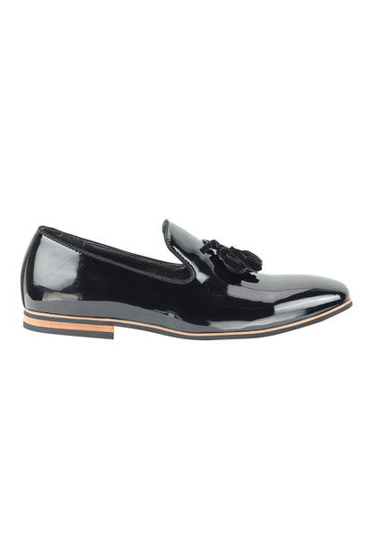 FAUX LEATHER SHINY SLIP ON BLACK SHOES