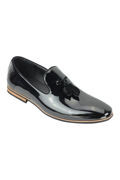 FAUX LEATHER SHINY SLIP ON BLACK SHOES
