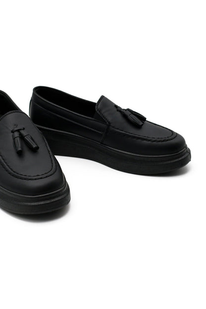 FAUX LEATHER TASSEL SNEAKERS