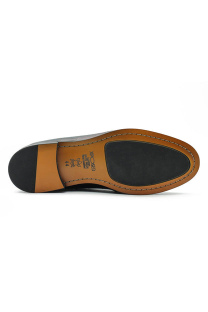 NAVY PRINTED GOLD BUCKLE LOAFERS