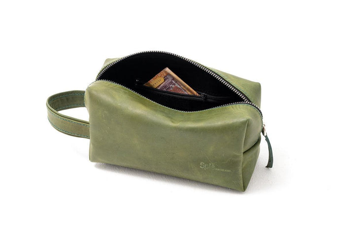 Olive Green Cupola Leather Travel Pouch - Spiš.
