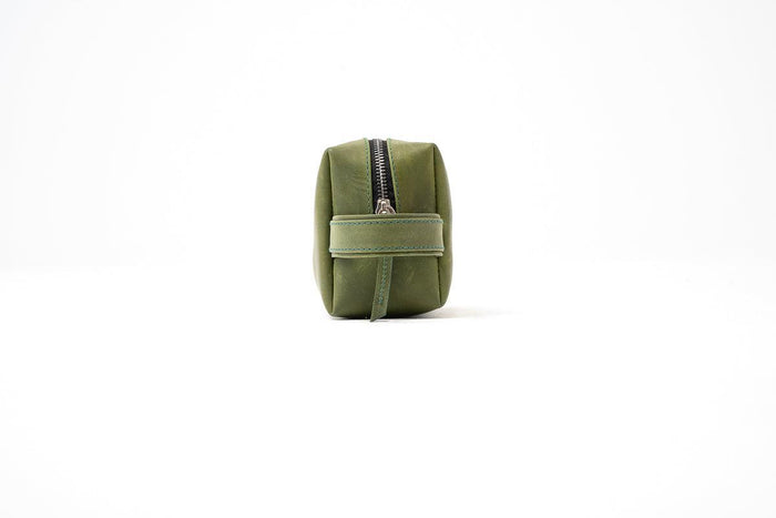 Olive Green Cupola Leather Travel Pouch - Spiš.
