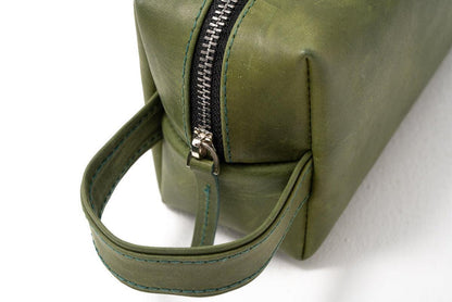 Olive Green Cupola Leather Travel Pouch - Spiš.