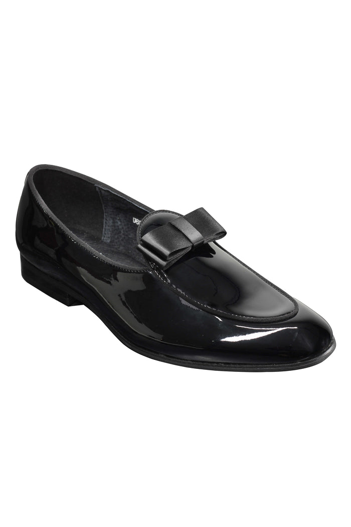 PATENT LOAFERS WITH BOW TIE