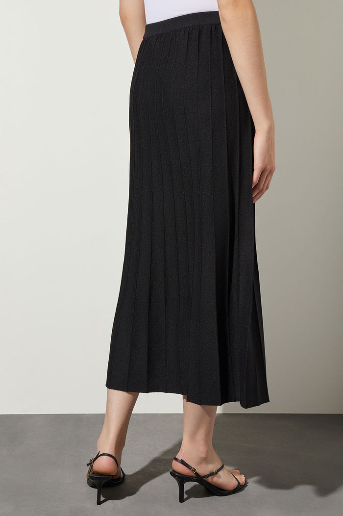 Plus Size Pleated Soft Knit Maxi Skirt | Ming Wang