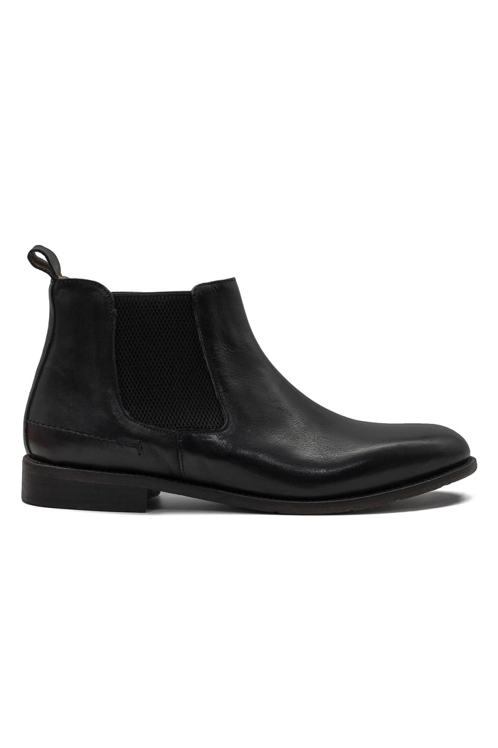 POLISHED BLACK ITALIAN LEATHER CHELSEA BOOTS