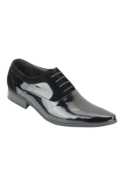 SHINY FAUX LEATHER FORMAL LACE UP SHOES IN BLACK