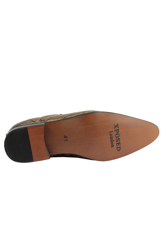 SHINY PATENT FAUX LEATHER SHOES IN BROWN