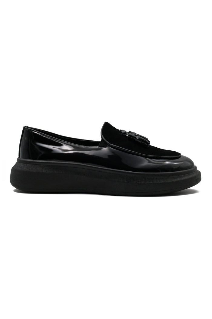 SHINY TASSEL LOAFERS
