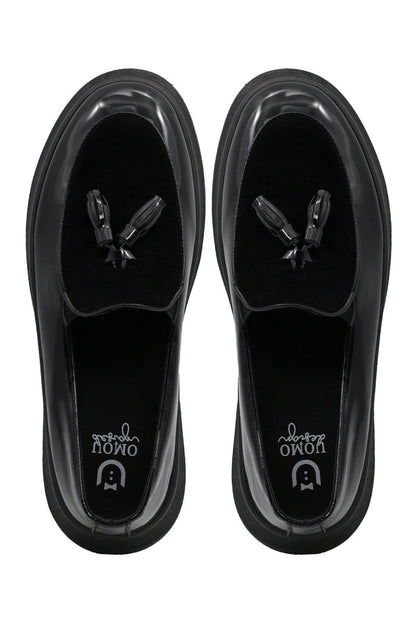 SHINY TASSEL LOAFERS