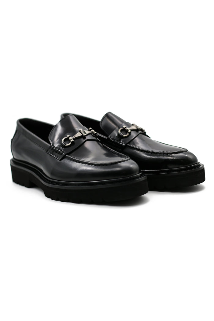 SNAFFLE BIT LUG SOLE BLACK POLISHED LEATHER LOAFERS