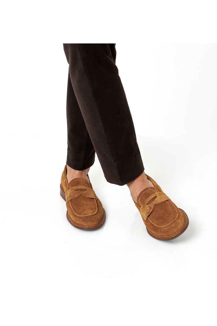 TAN SUEDE PENNY LOAFER