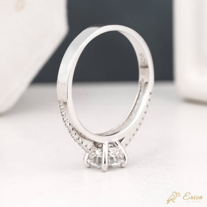 The Moorgate - Round Solitaire Pavé Lab Grown Diamond Hidden Halo Engagement Ring